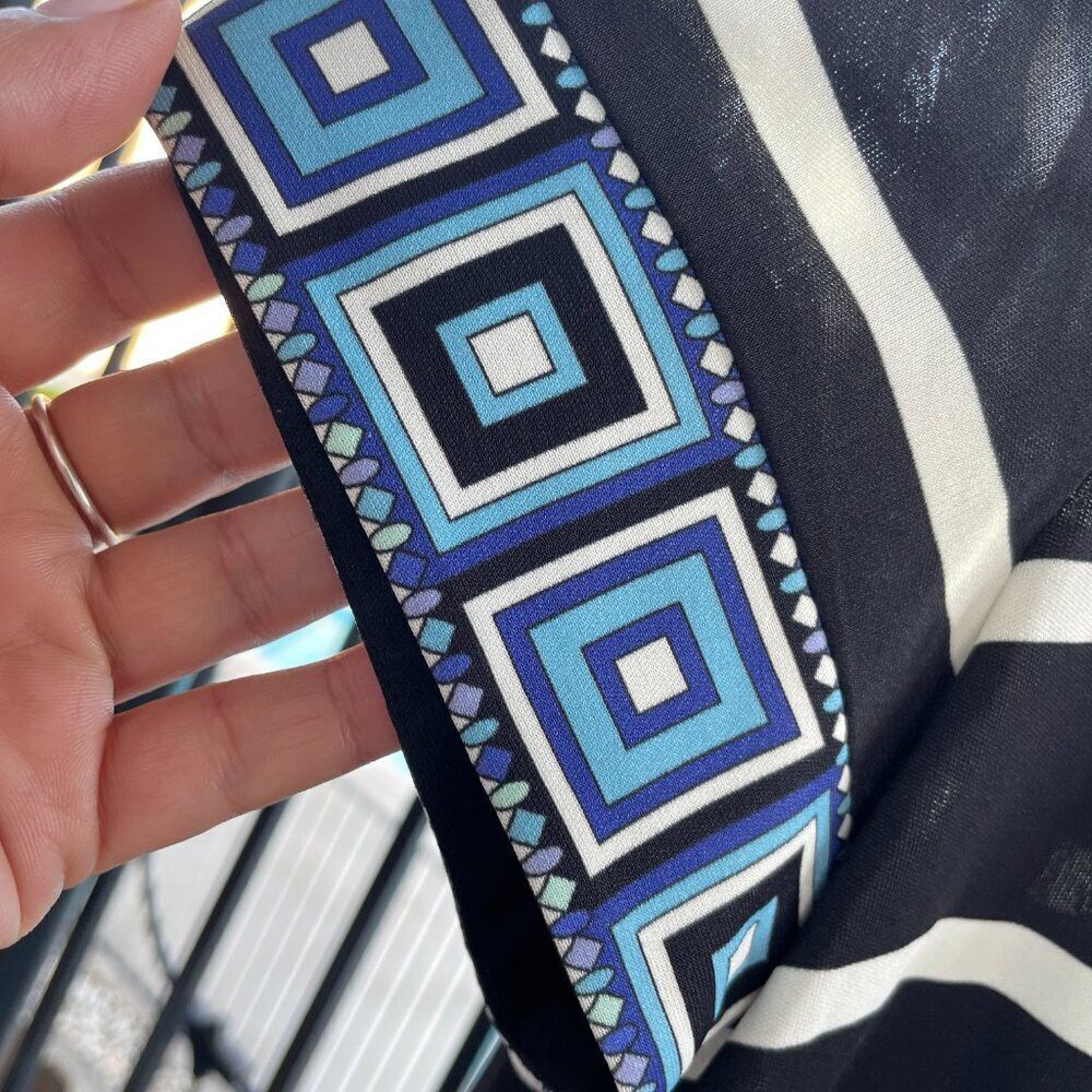 Emilio Pucci Silk Blend Square Neck Geometric Printed Top in Size 10 - Picture 7 of 11